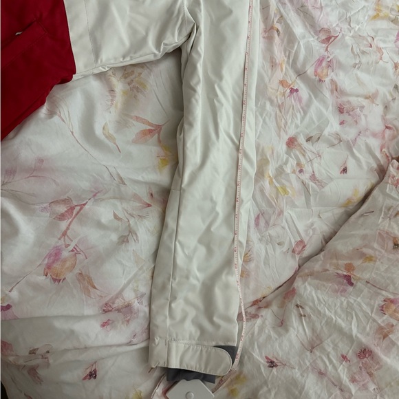 Ladies ski winter jacket - Picture 9 of 10